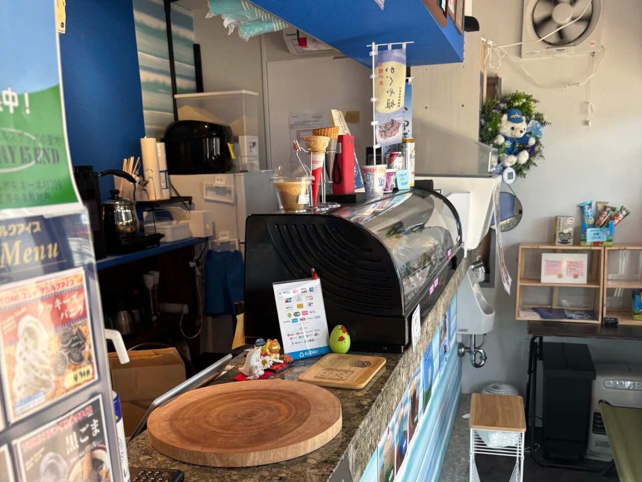 青い町のぷらっとホーム　店内