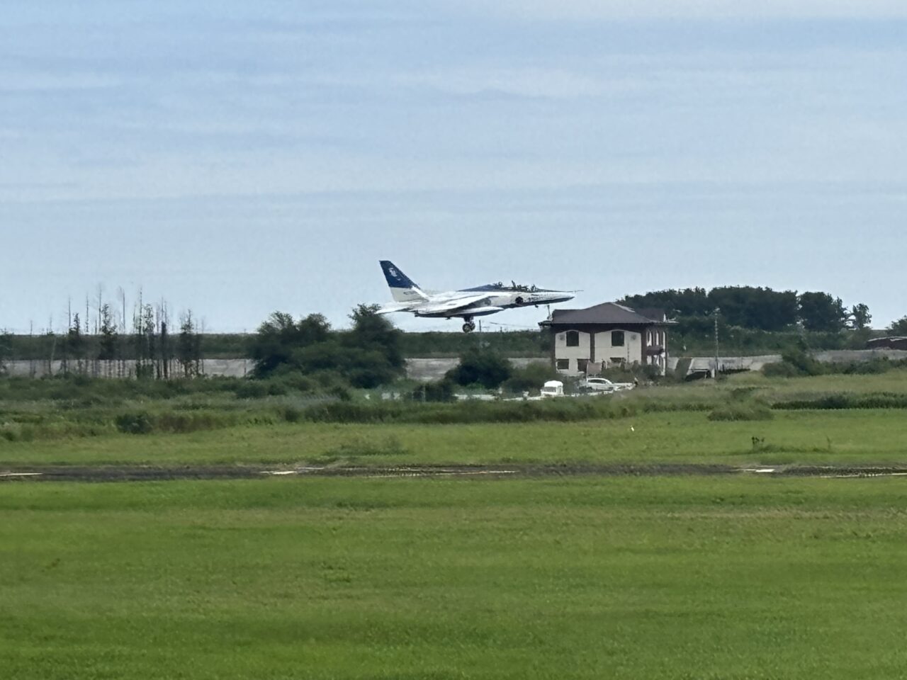 ブルーインパルス