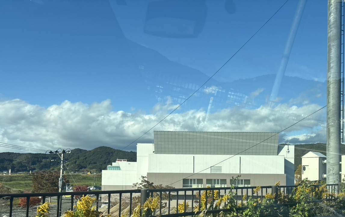 ビックバン　外観